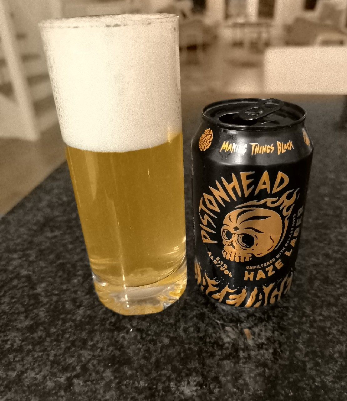 Pistonhead Haze Lager, Brutal Brewing (Spendrups Bryggeri)