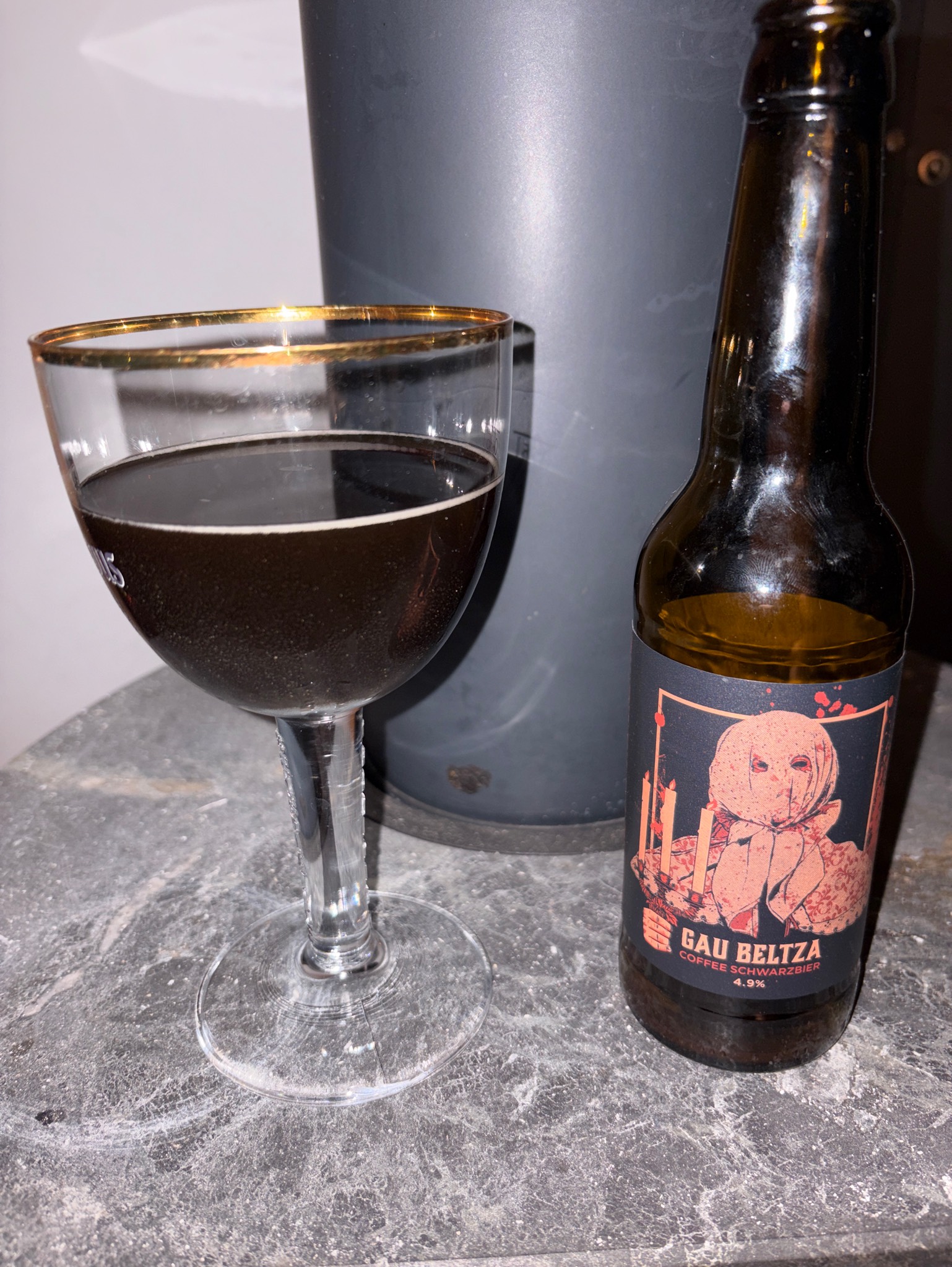 Gau Beltza, La Superbe