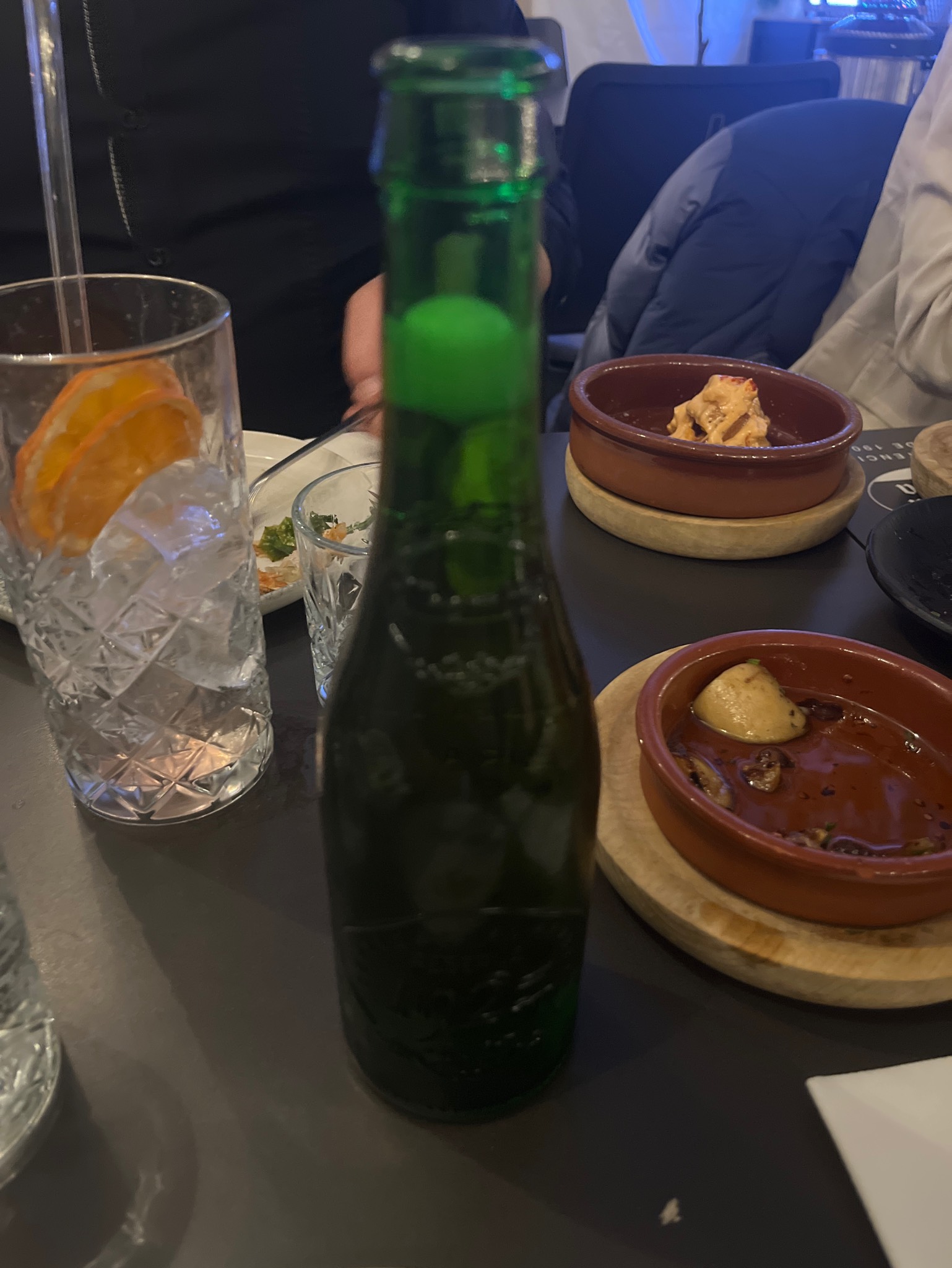 Alhambra Reserva Cerveza Extra, Alhambra (Grupo Mahou-San Miguel)