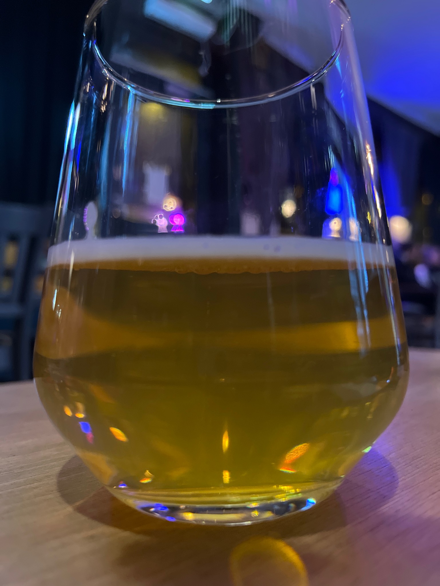 Knäckebrot pilsner, Bitburger Brauerei