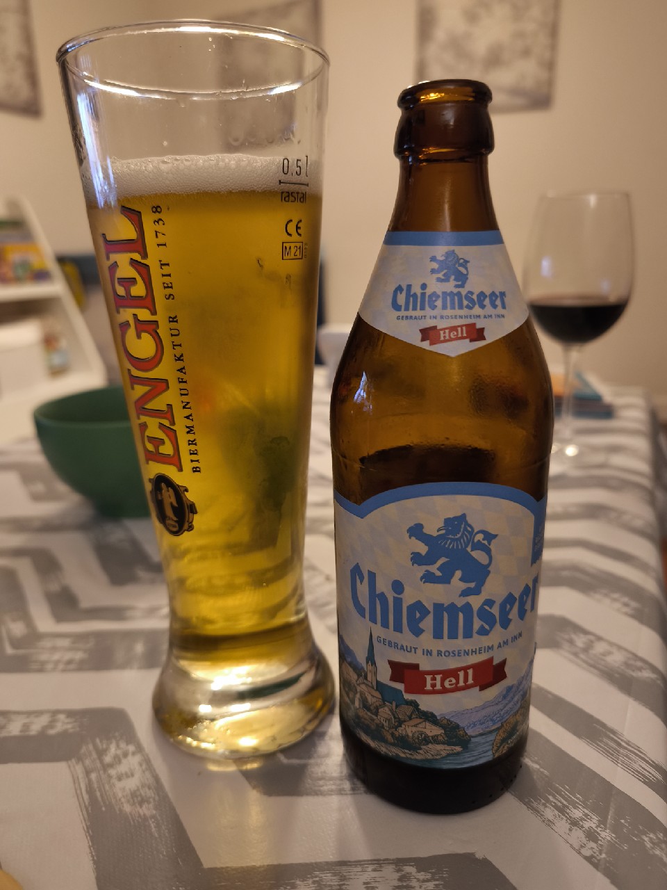 Chiemseer Hell, Auerbräu Rosenheimer Spezialitätenbrauerei (Paulaner Brauerei)
