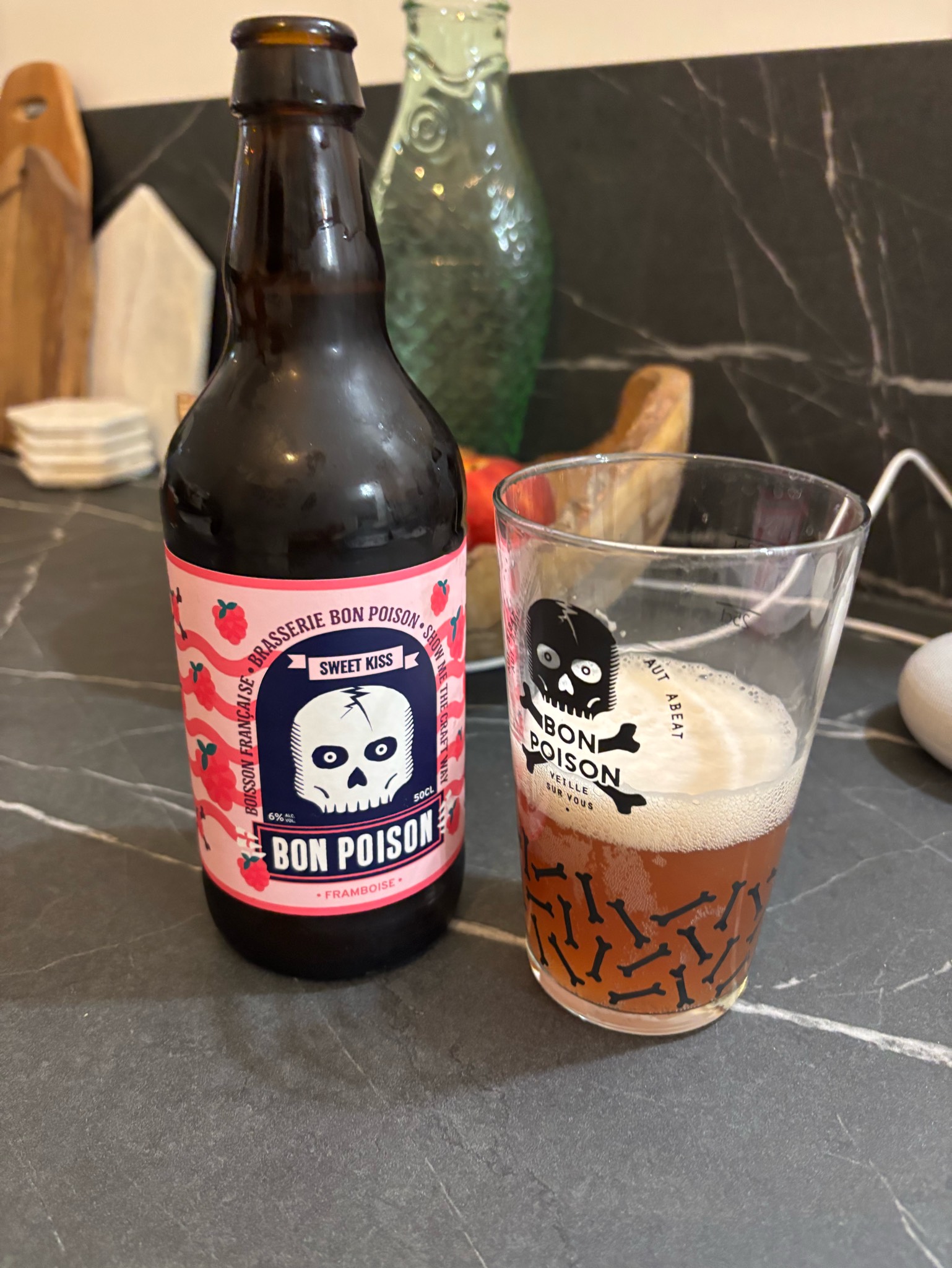Sweet Kiss, Brasserie Bon Poison