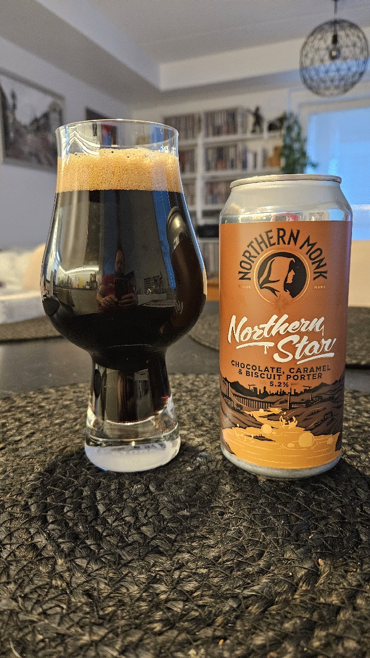 Northern Star: Chocolate, Caramel & Biscuit Porter, England