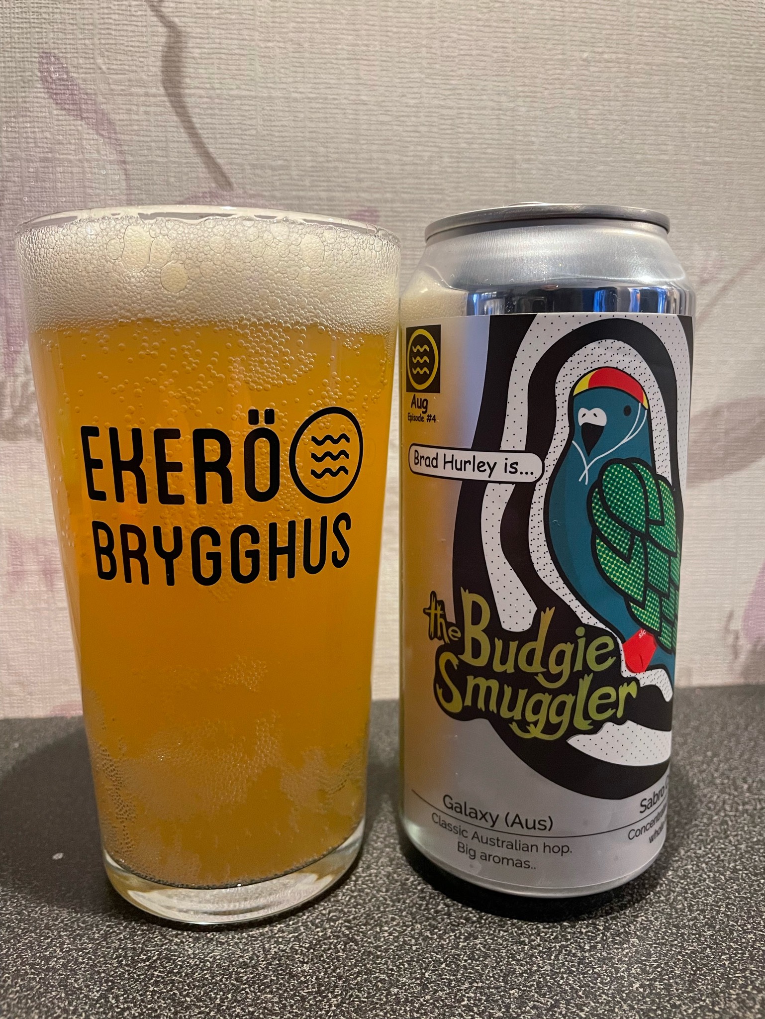 The Budgie Smuggler, Sweden