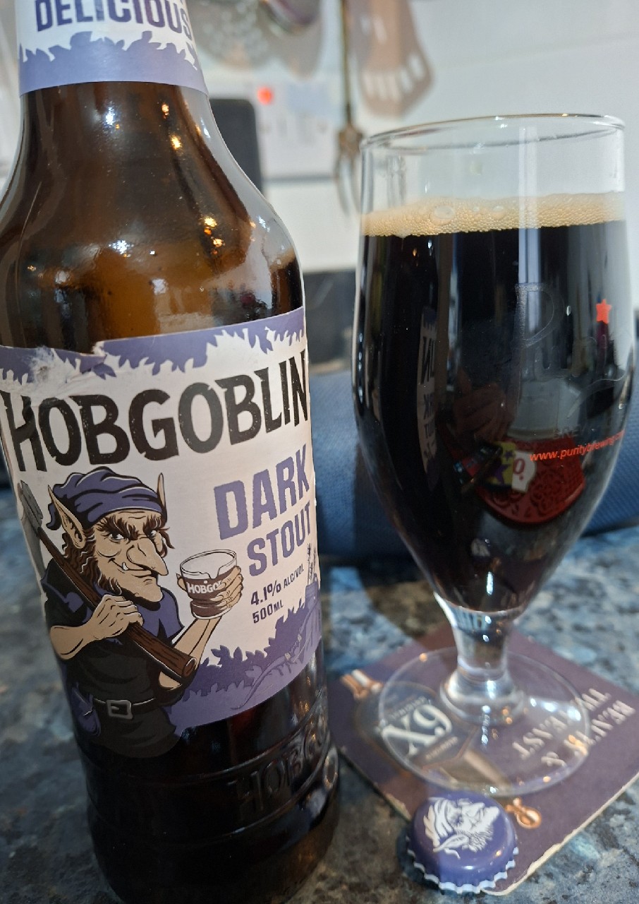 Dark Stout, Wychwood Brewery (Marston's Brewery)