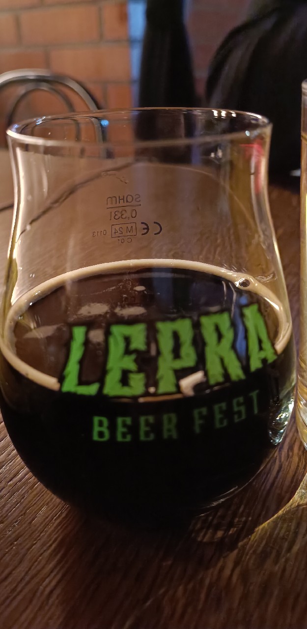 Hot Hot Chocolate, Åben