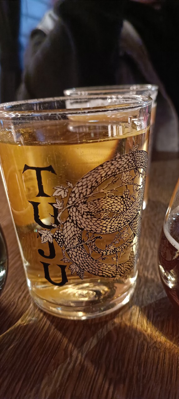 Pussauss Abolu Sidrs A2, Latvia