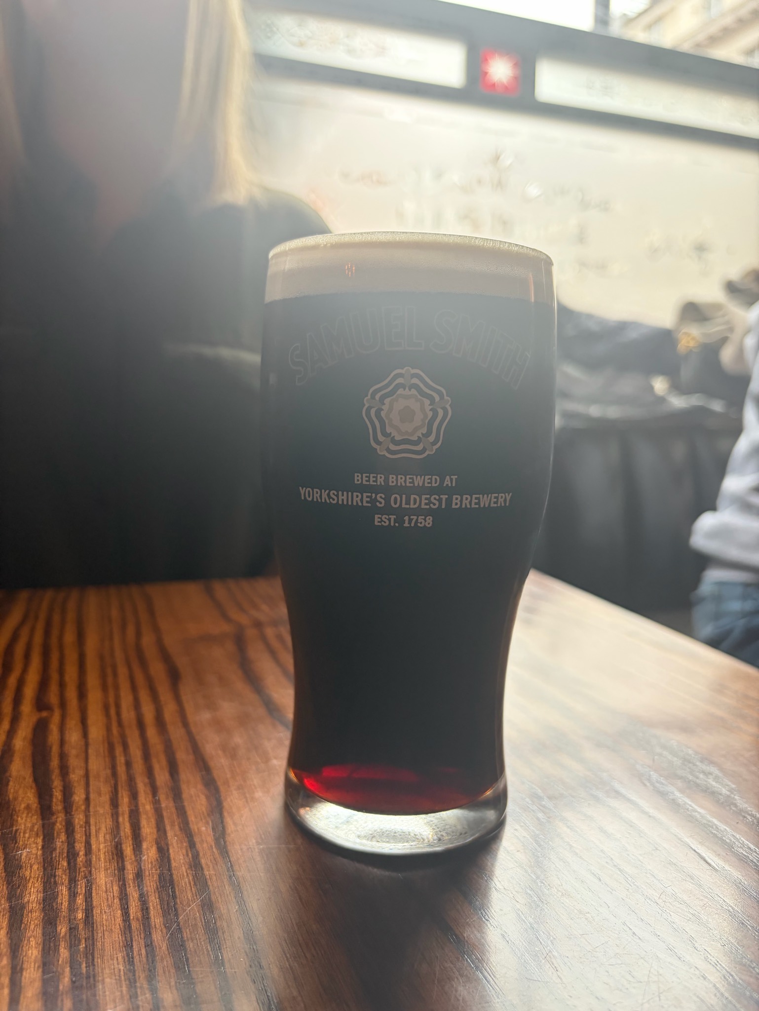 Old Brewery Samuel Smiths Extra Stout, England