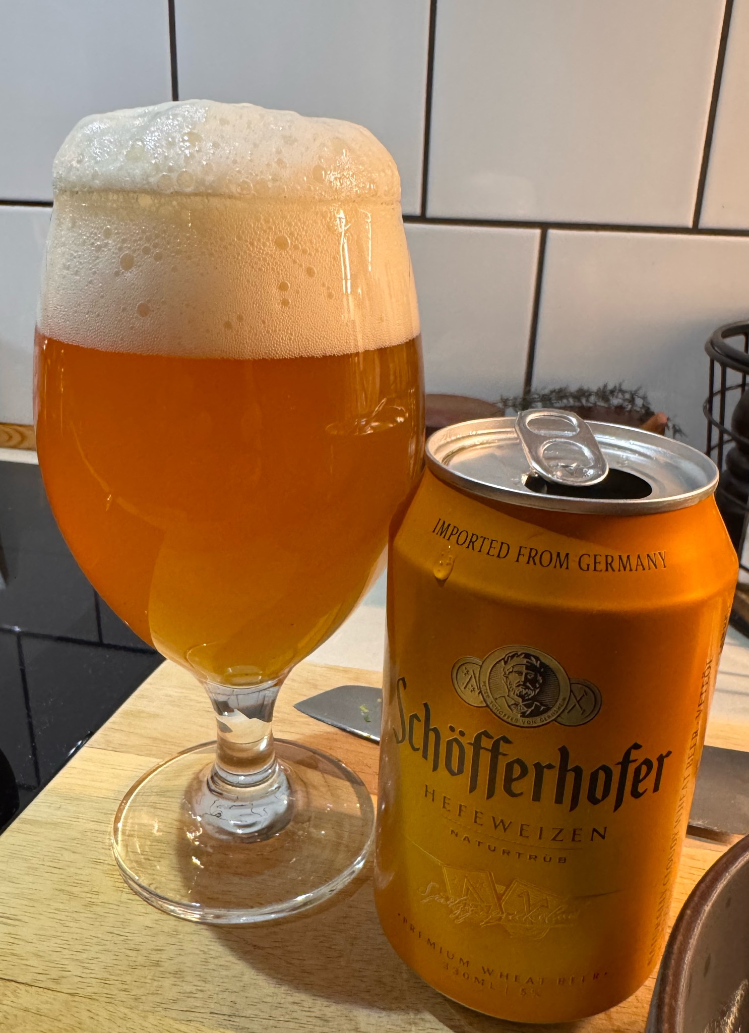 Schöfferhofer Hefeweizen, Schöfferhofer Weizenbier GmbH (Radeberger Gruppe)