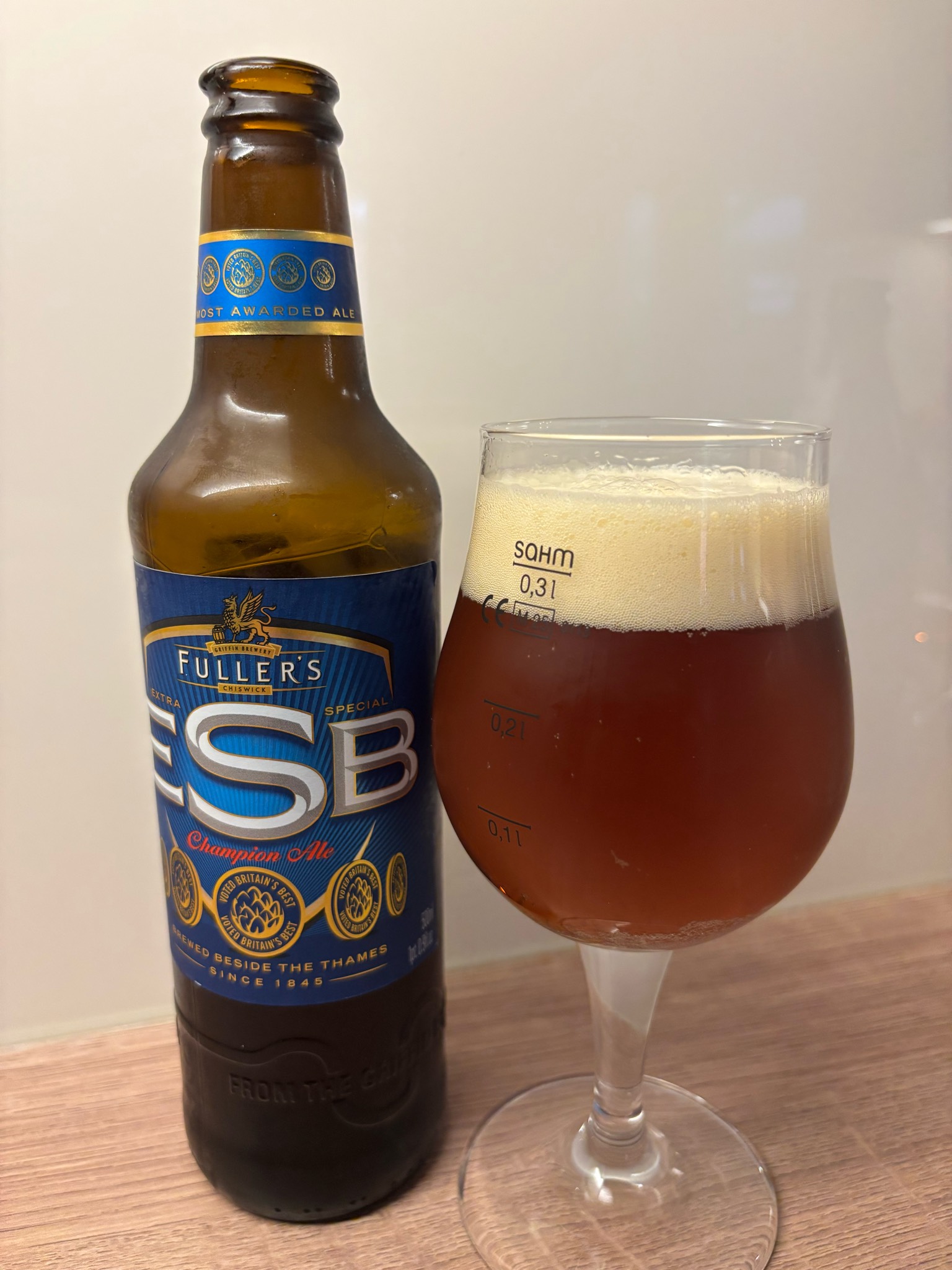 ESB, Fuller's Griffin Brewery (Asahi Breweries)