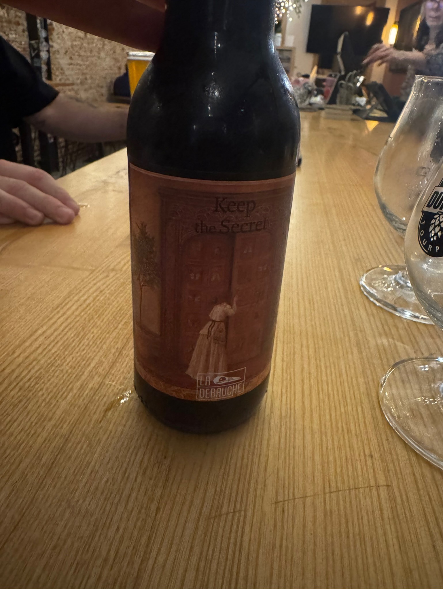 Keep The Secret, France