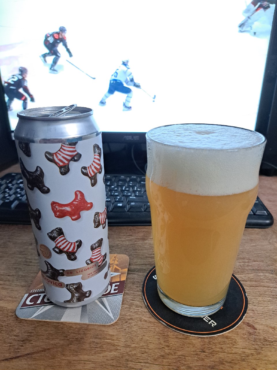 Dr. Licorice, Ostrovica