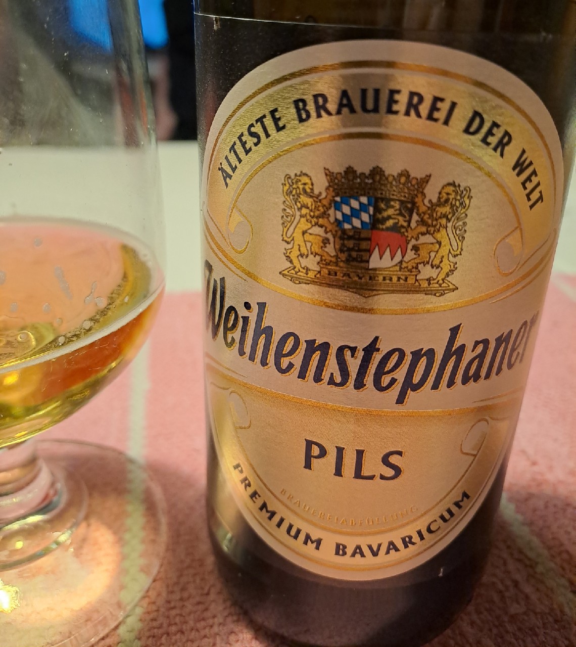 Weihenstephaner Pils, Bayerische Staatsbrauerei Weihenstephan