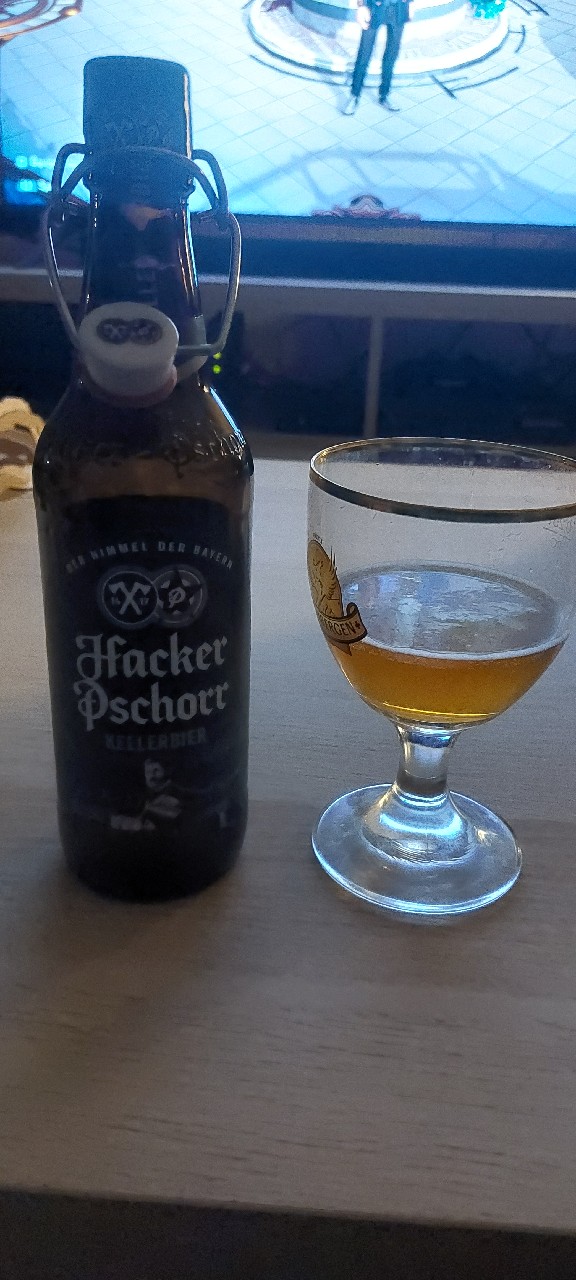 Hacker-Pschorr Kellerbier, Hacker-Pschorr