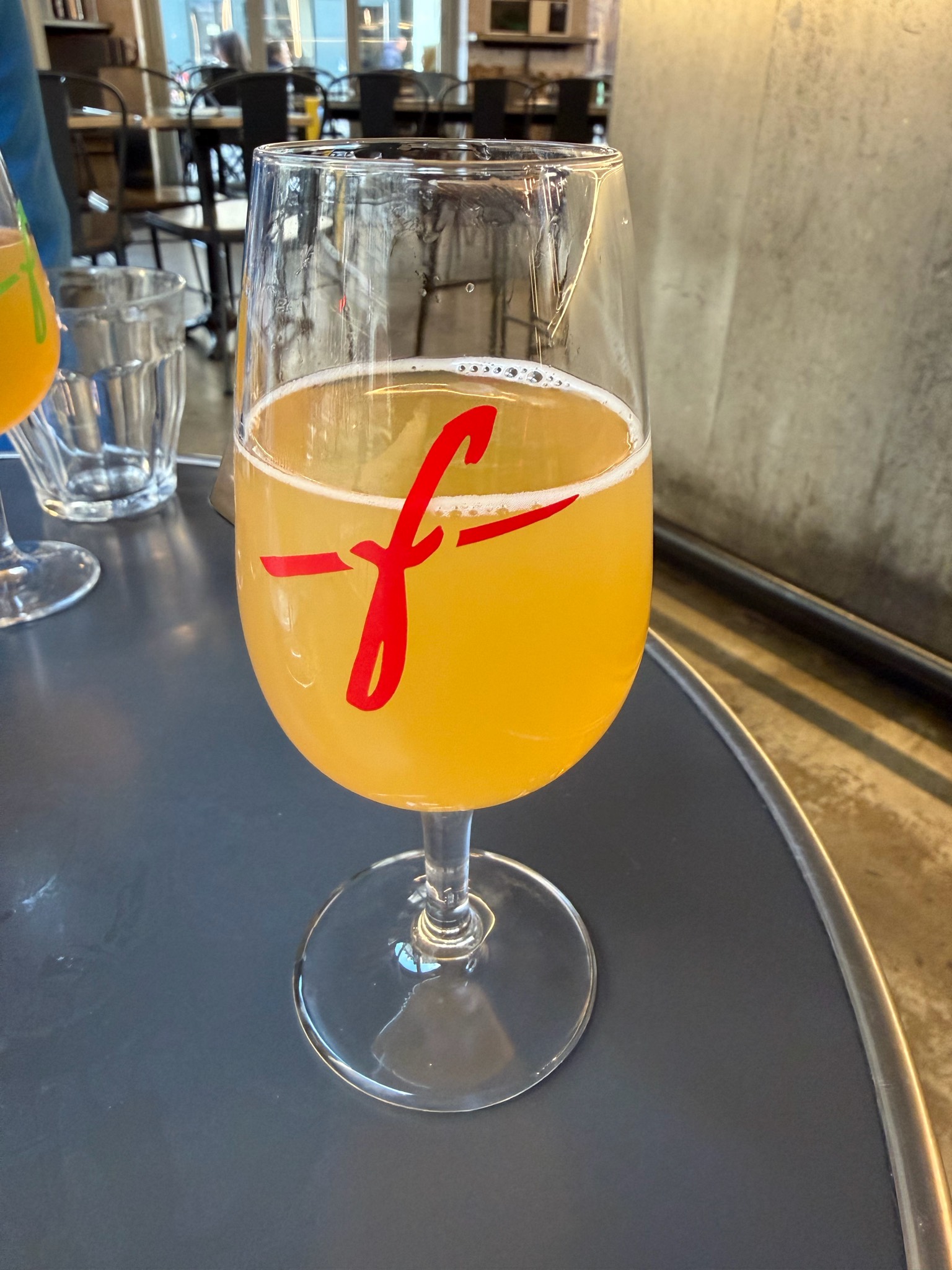 Nom D'Un Chien !, France