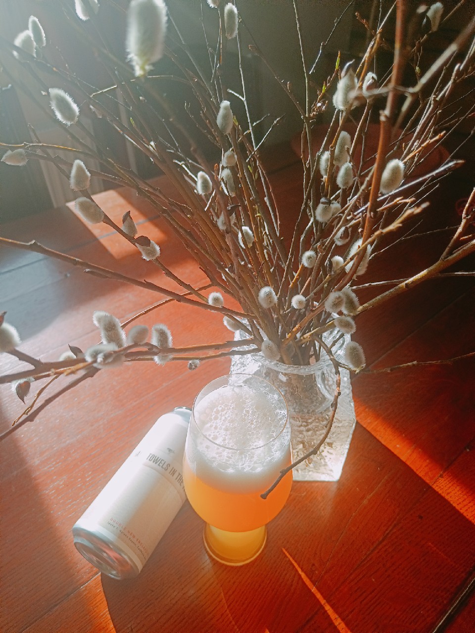 Please Do Not Put Hand Towels In The Toilet | Vertikal Verses Series 5/5, Atelier Vrai