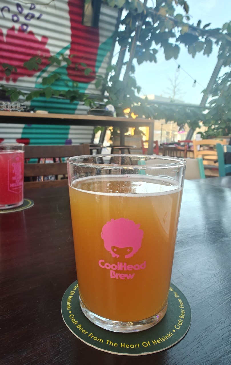 Pineapple Grapefruit Sour, Finland