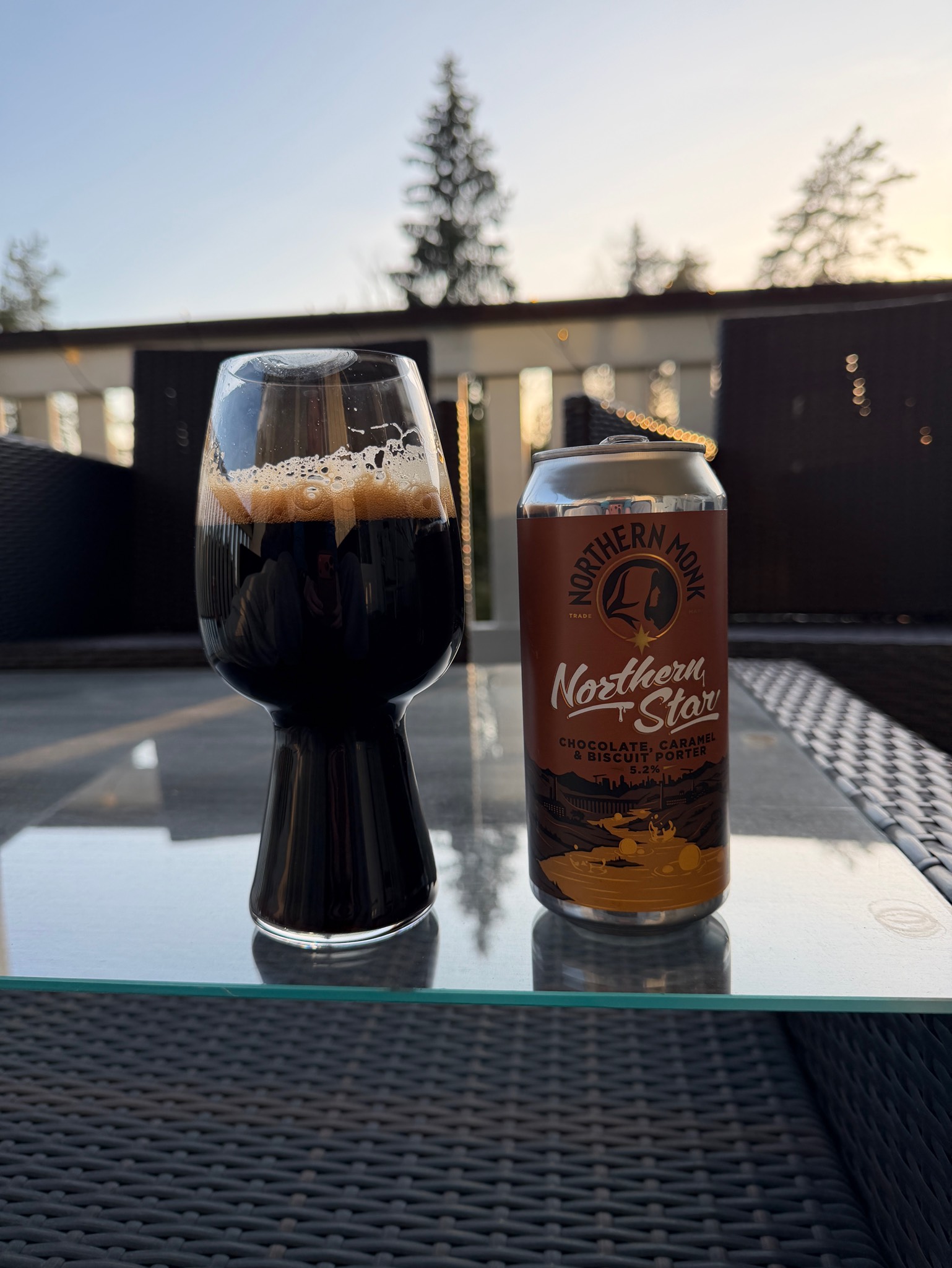 Northern Star: Chocolate, Caramel & Biscuit Porter, England