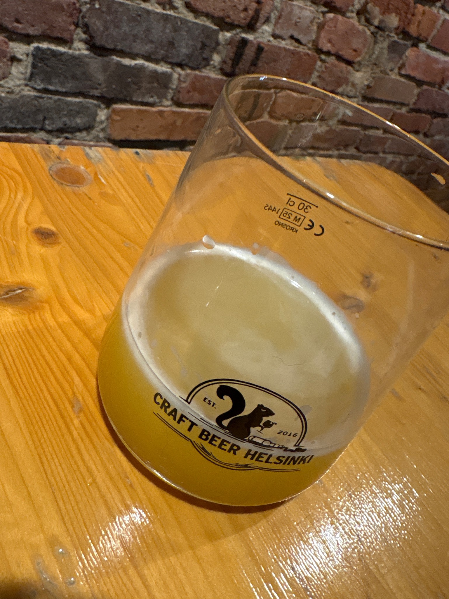 We Come In Peace, Sweden