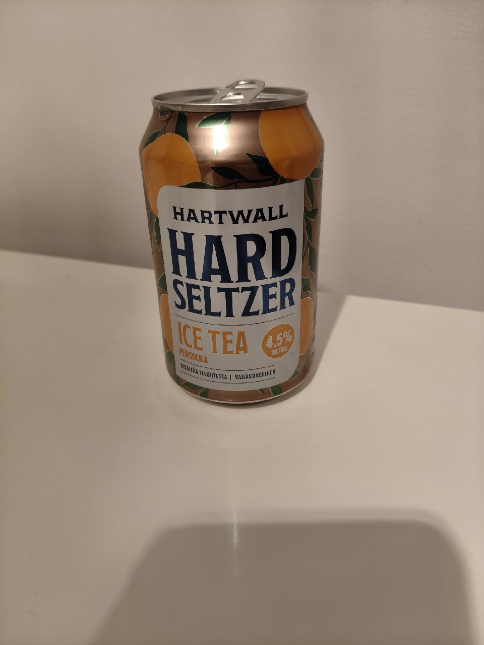 Hard Seltzer Ice Tea Persikka, Finland