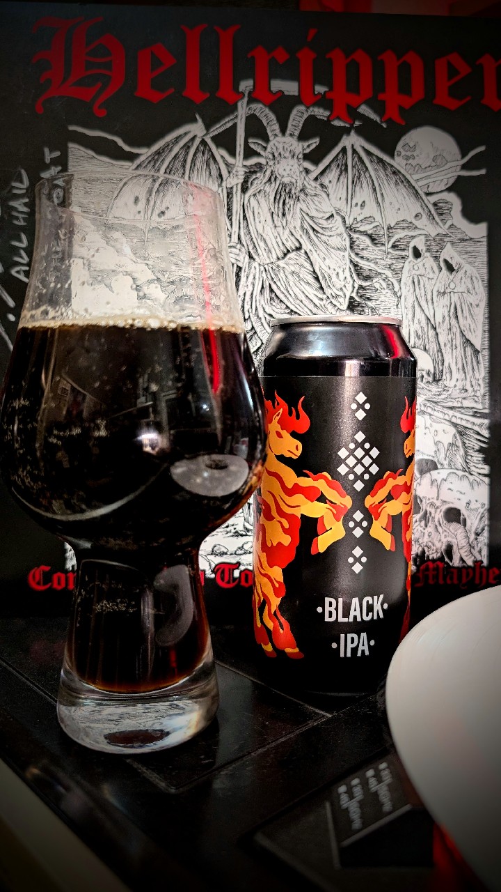 Karkaamme Yli Vuorten, Panimo HIMO