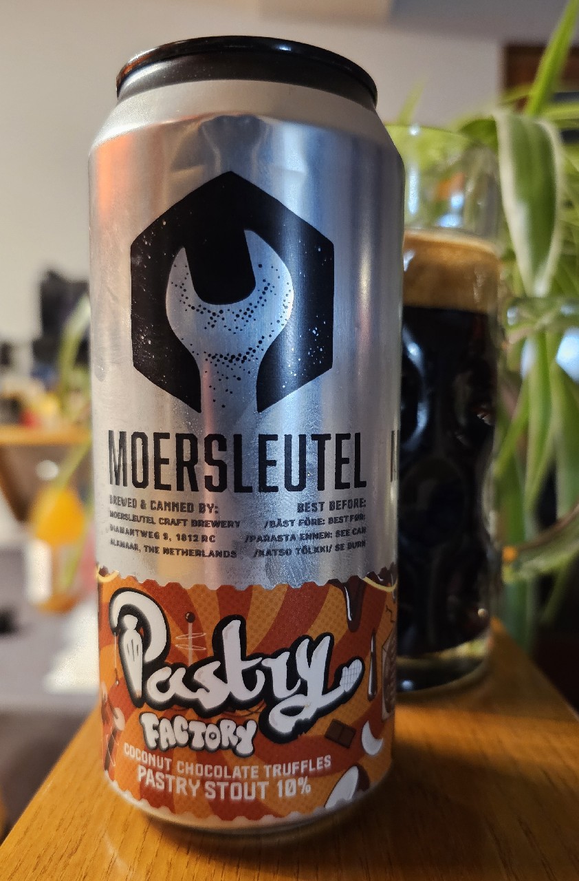 Pastry Factory - Coconut Chocolate Truffles, Brouwerij De Moersleutel