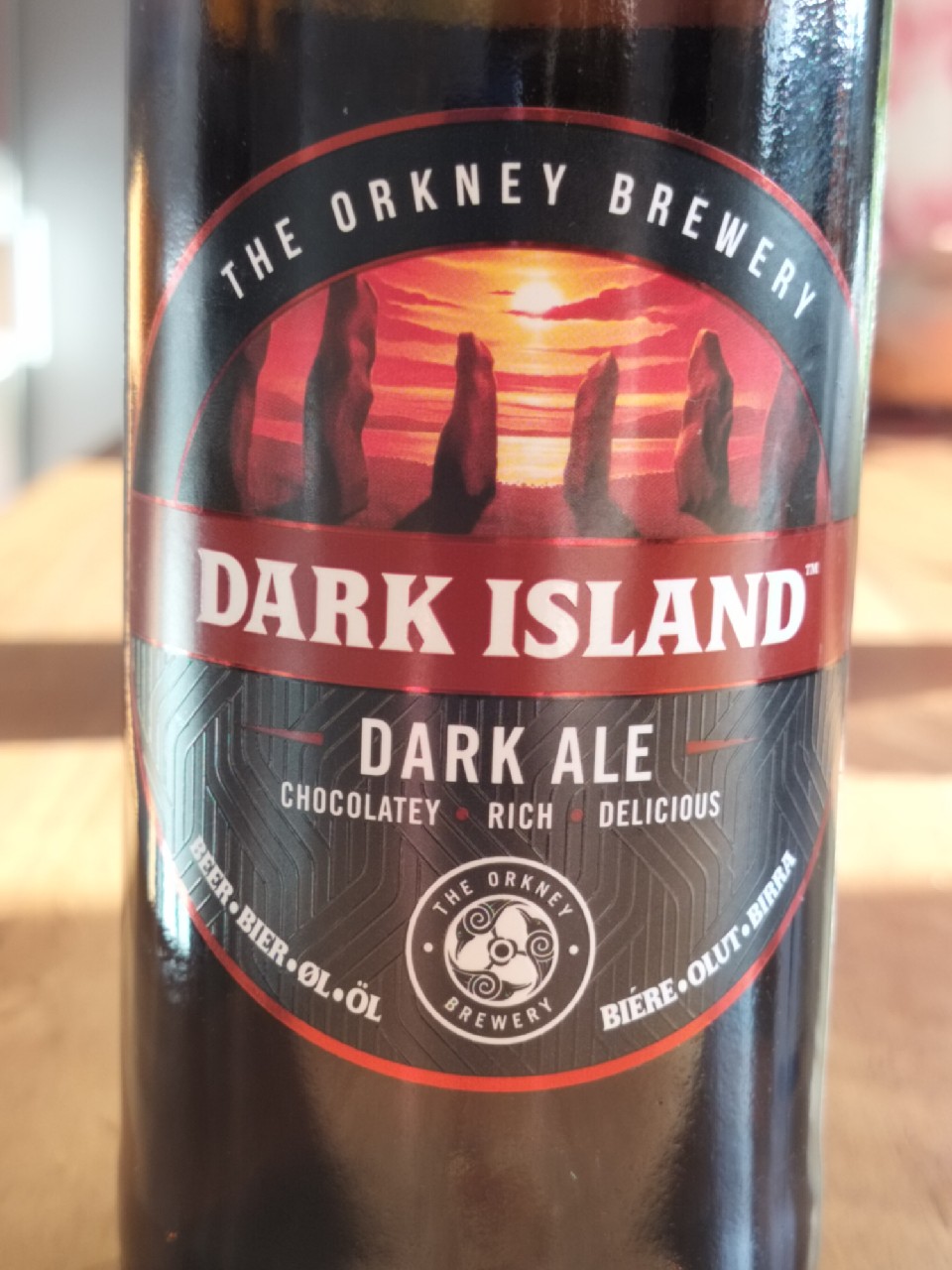 Dark Island, The Orkney Brewery (Sinclair Breweries)