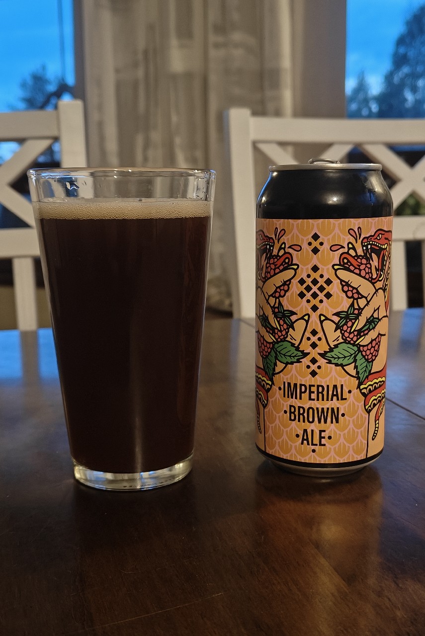 Älä Kättele Purevaa Suuta, Finland