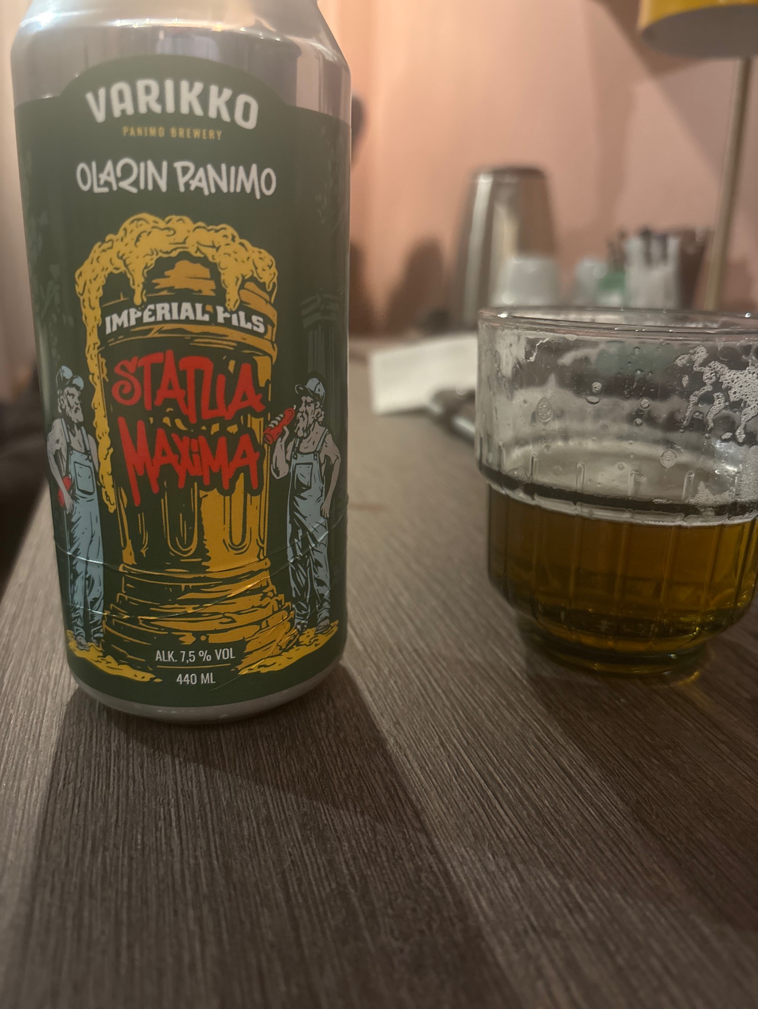 Statua Maxima, Finland