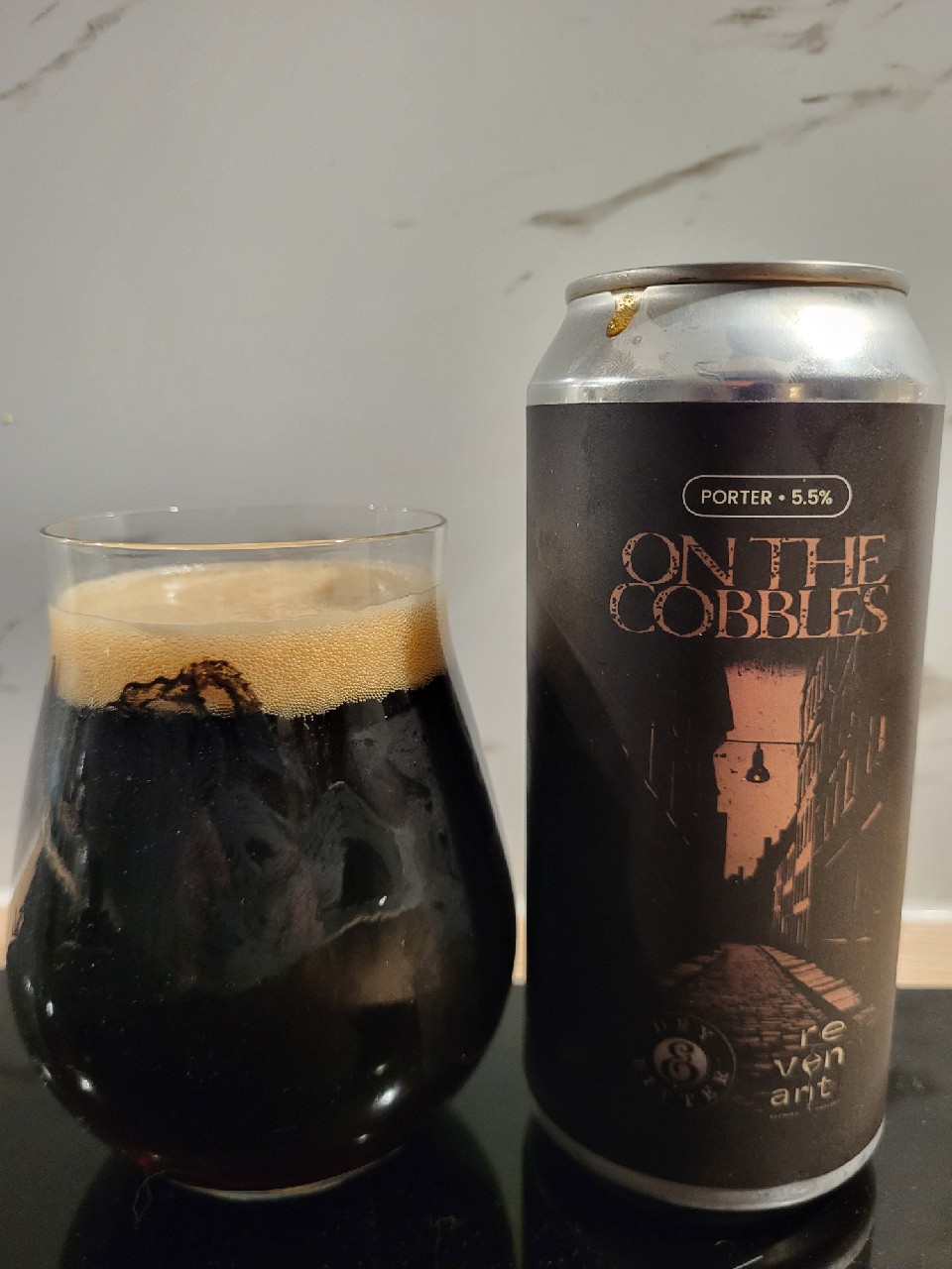 On the Cobbles, Dry & Bitter Brewing Company