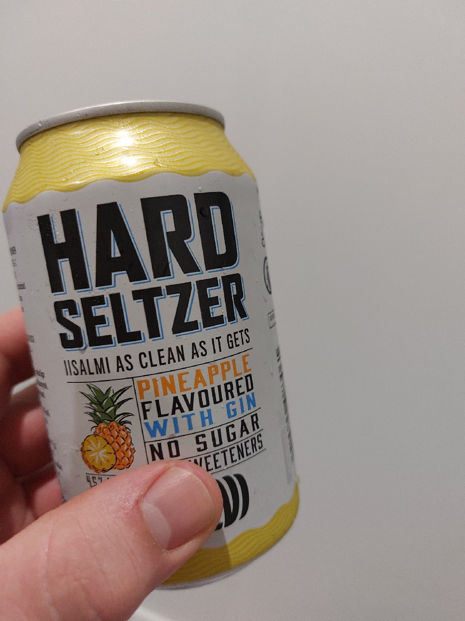 Hard Seltzer Gin & Pineapple, Finland