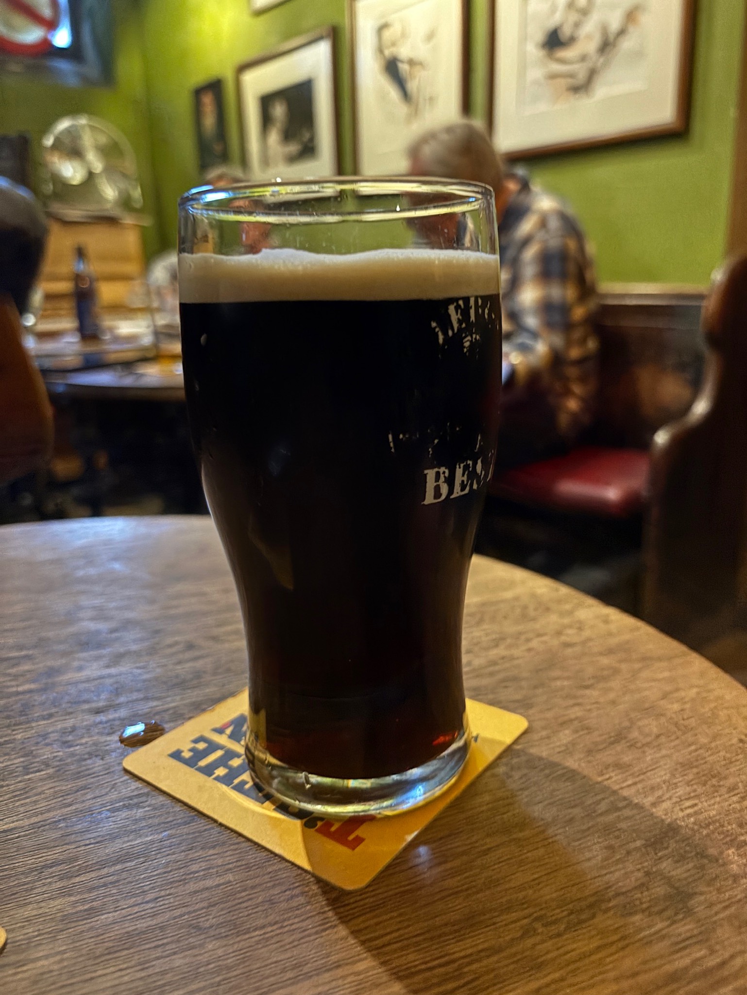 Dark Island, The Orkney Brewery (Sinclair Breweries)
