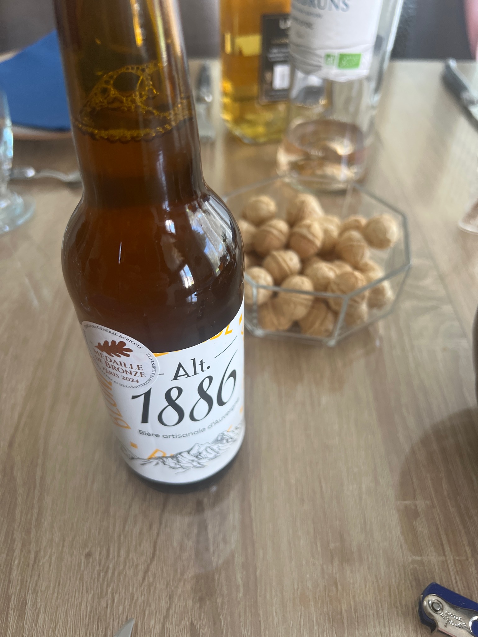 Alt. 1886 Blonde, Brasserie Les Monts D'Auvergne