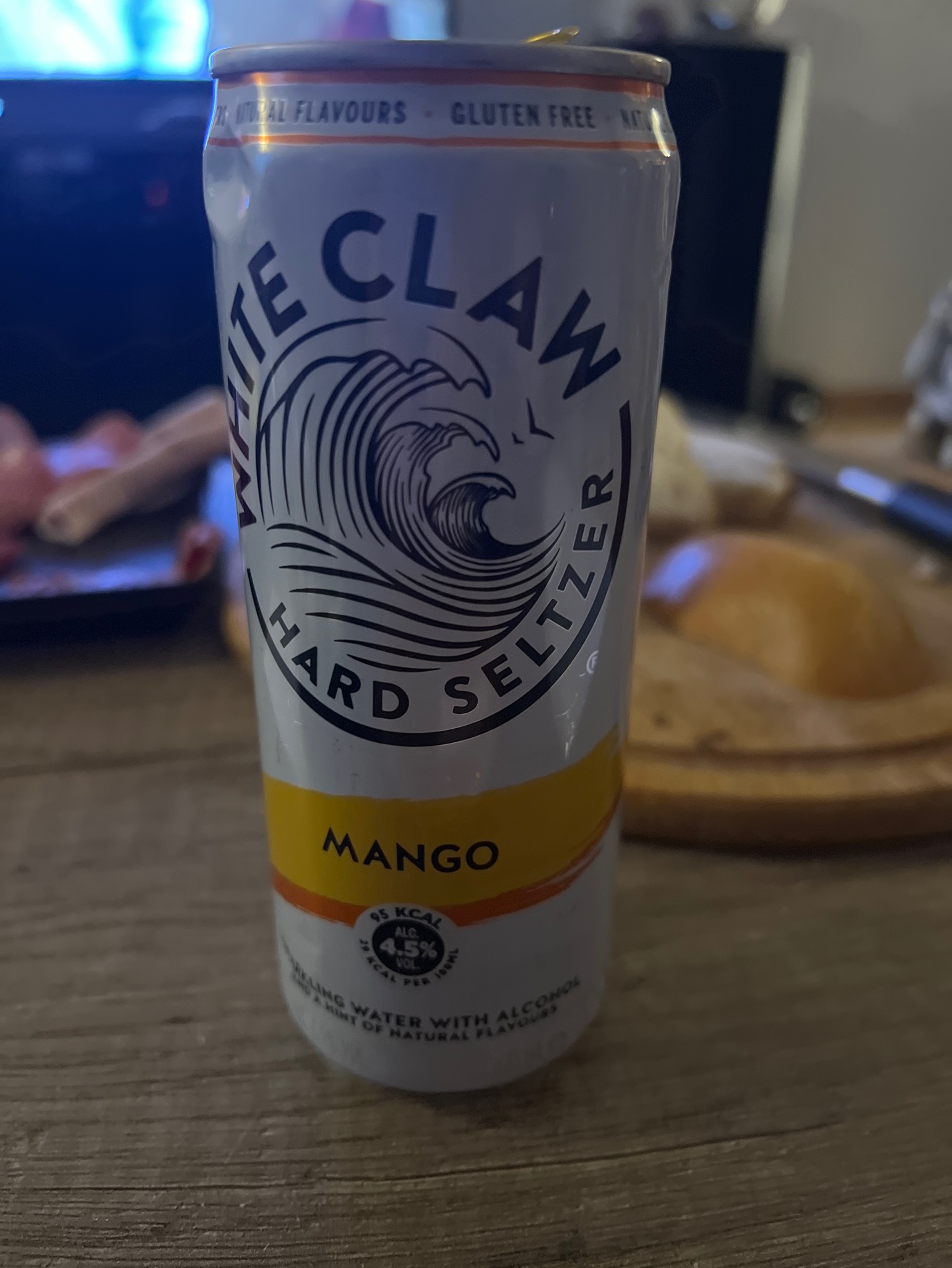 White Claw Mango, White Claw Seltzer Works