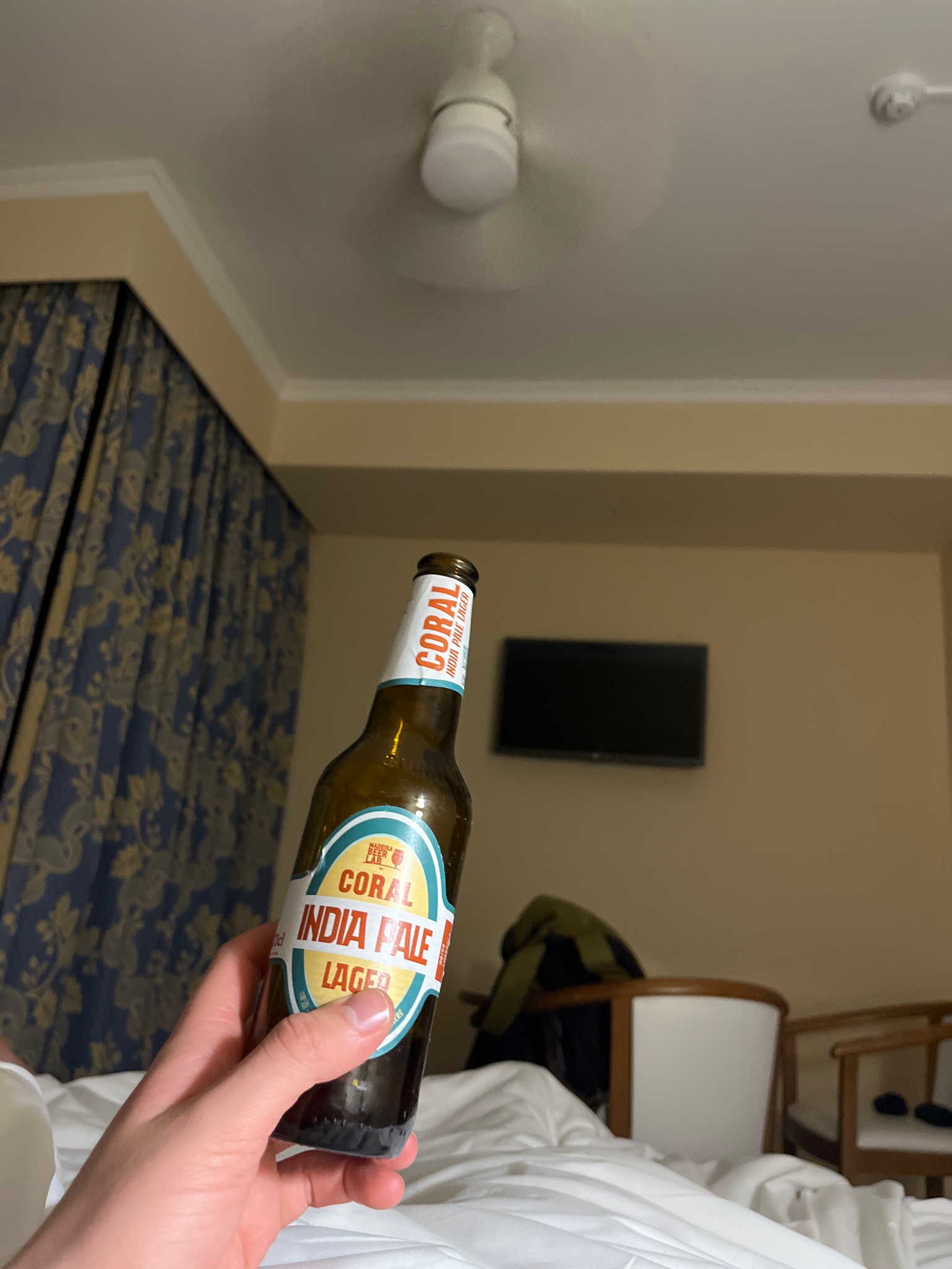 Coral India Pale Lager, Empresa De Cervejas Da Madeira
