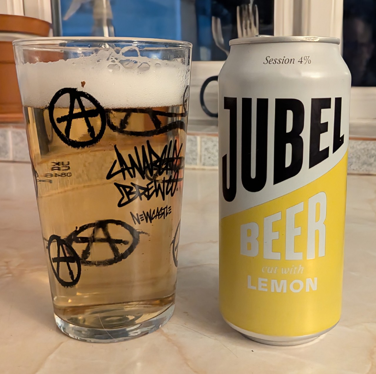 Beer Cut With Lemon, Jubel Beer