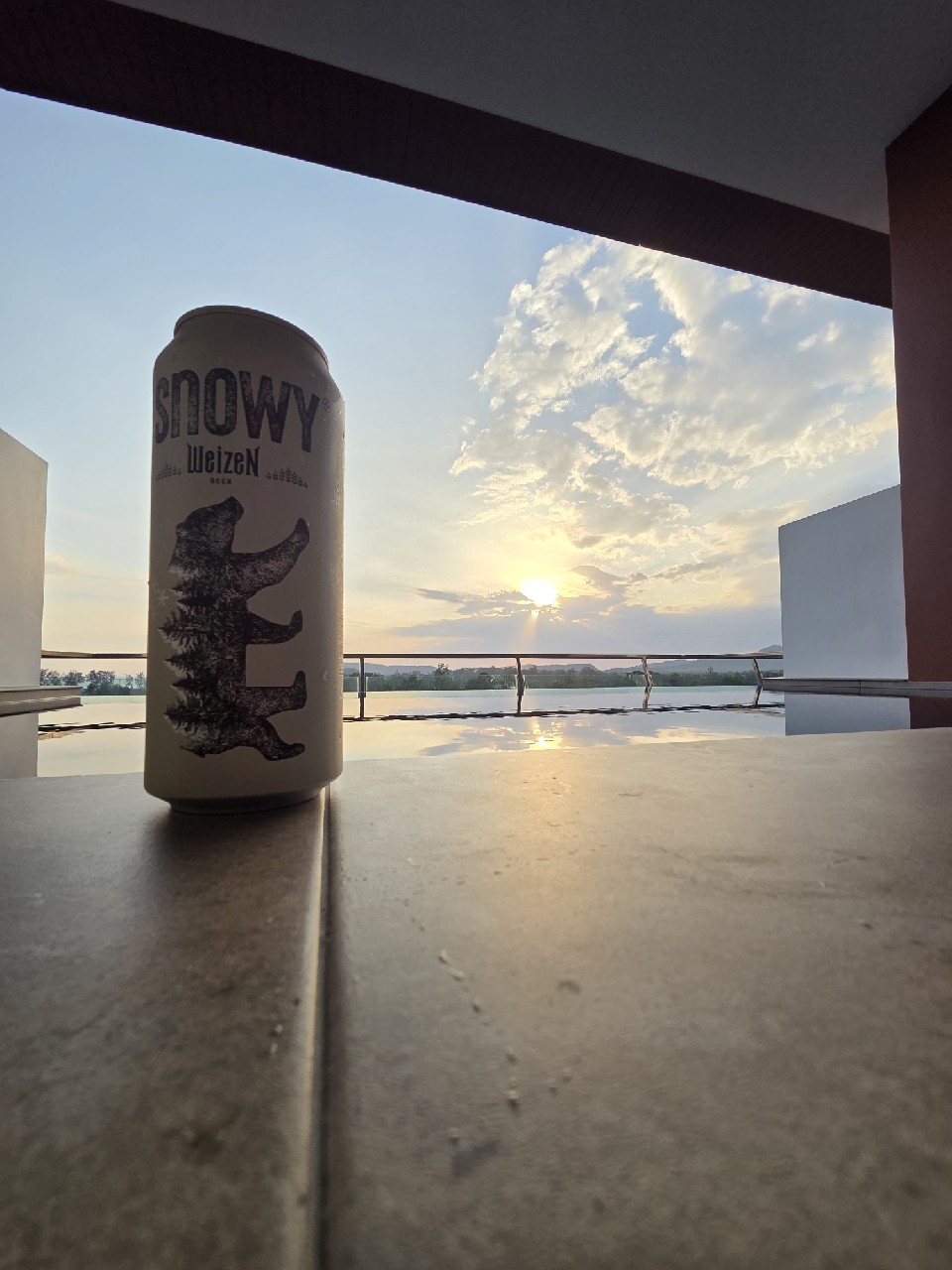 Snowy Weizen, Thailand