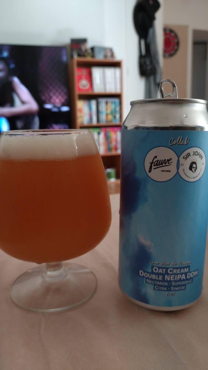 Une Mer De Nuages, Fauve