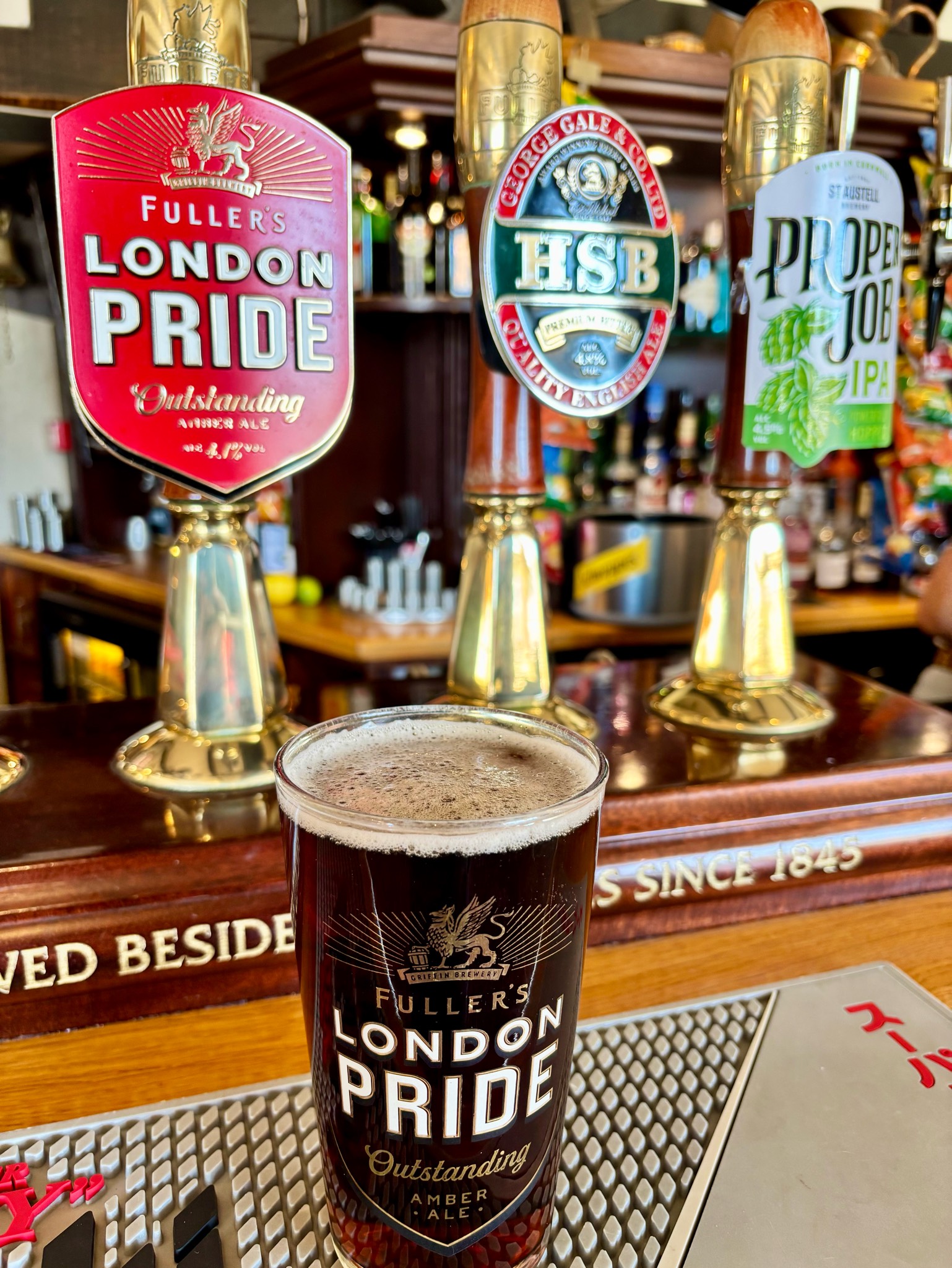 Gale's HSB, Fuller's Griffin Brewery (Asahi Breweries)