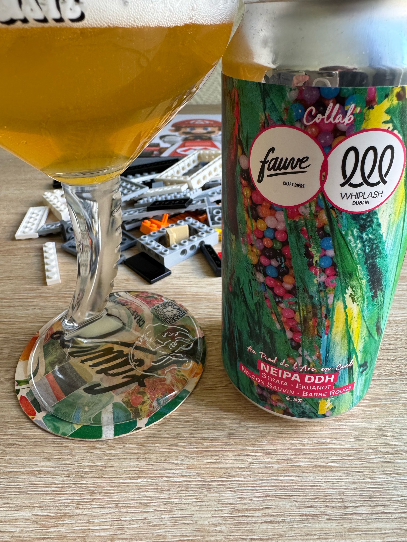 Au Pied De L'arc-en-Ciel, Fauve