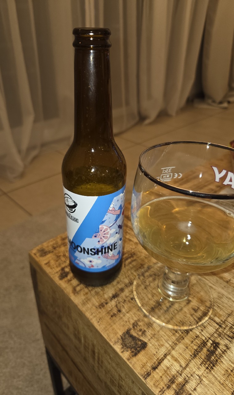 Moonshine, La Nébuleuse