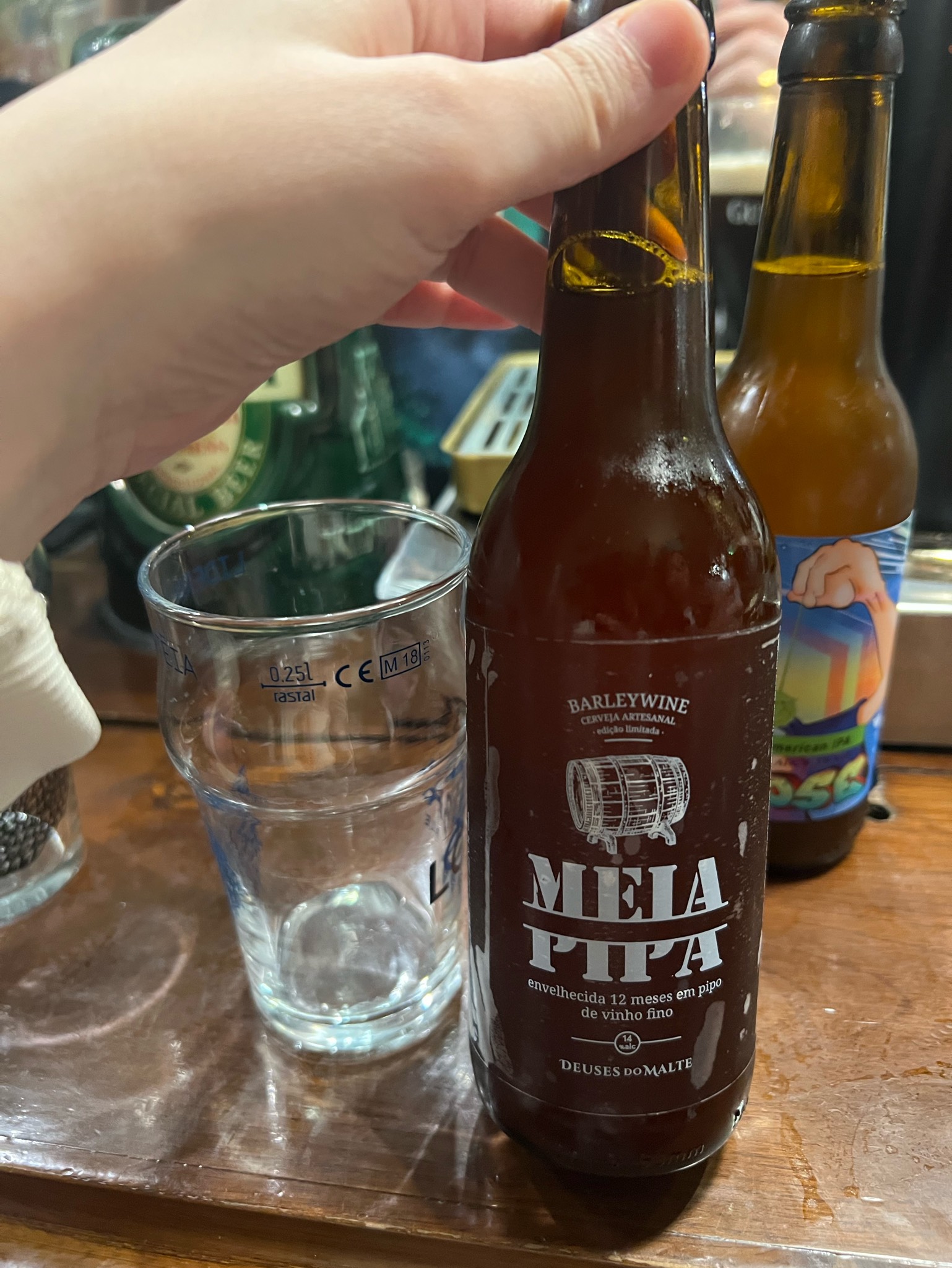 Meia Pipa, Deuses do Malte