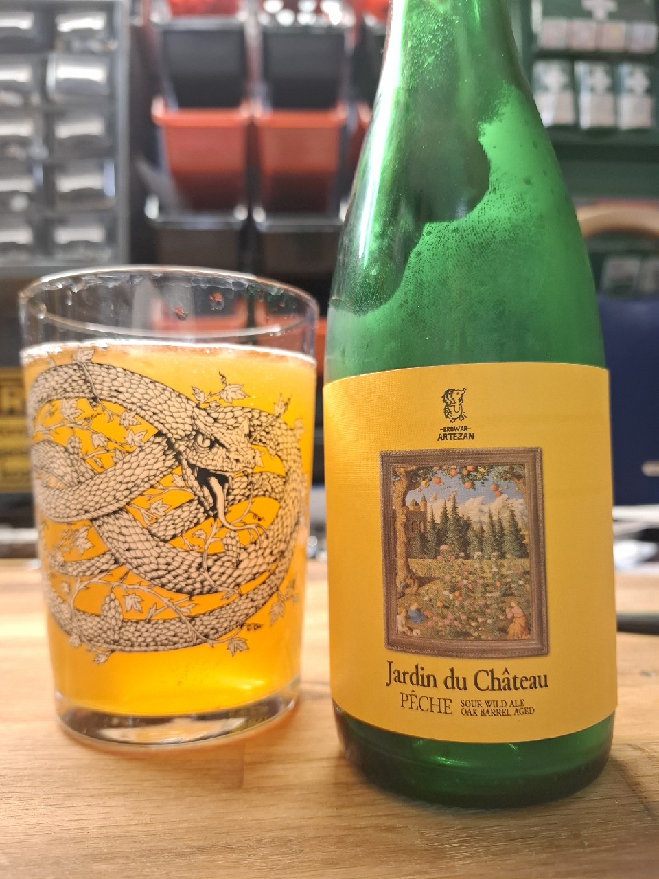 Jardin du Château: Pêche, Browar Artezan