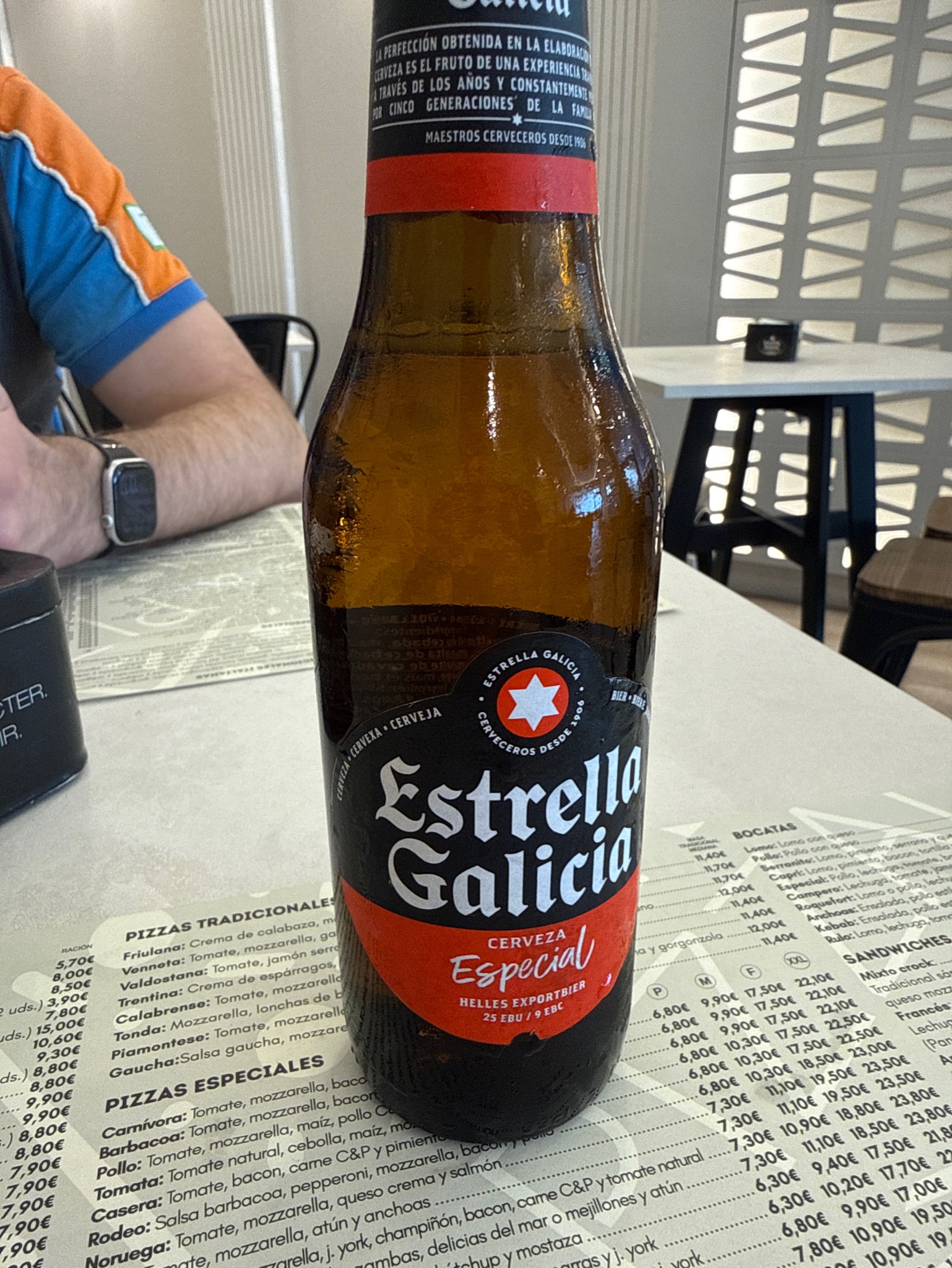 Estrella Galicia Especial, Spain