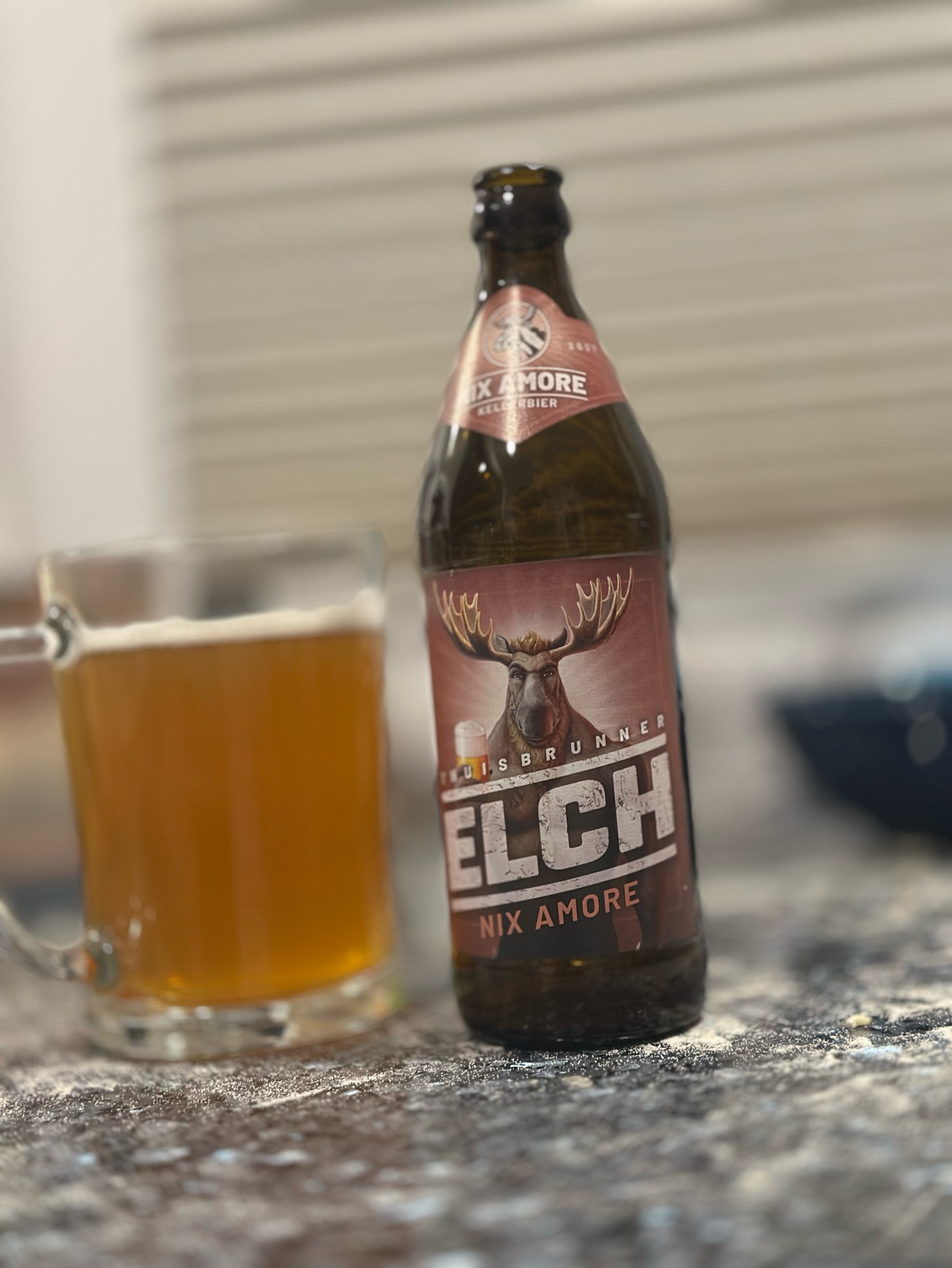Nix Amore, Thuisbrunner Elch-Bräu