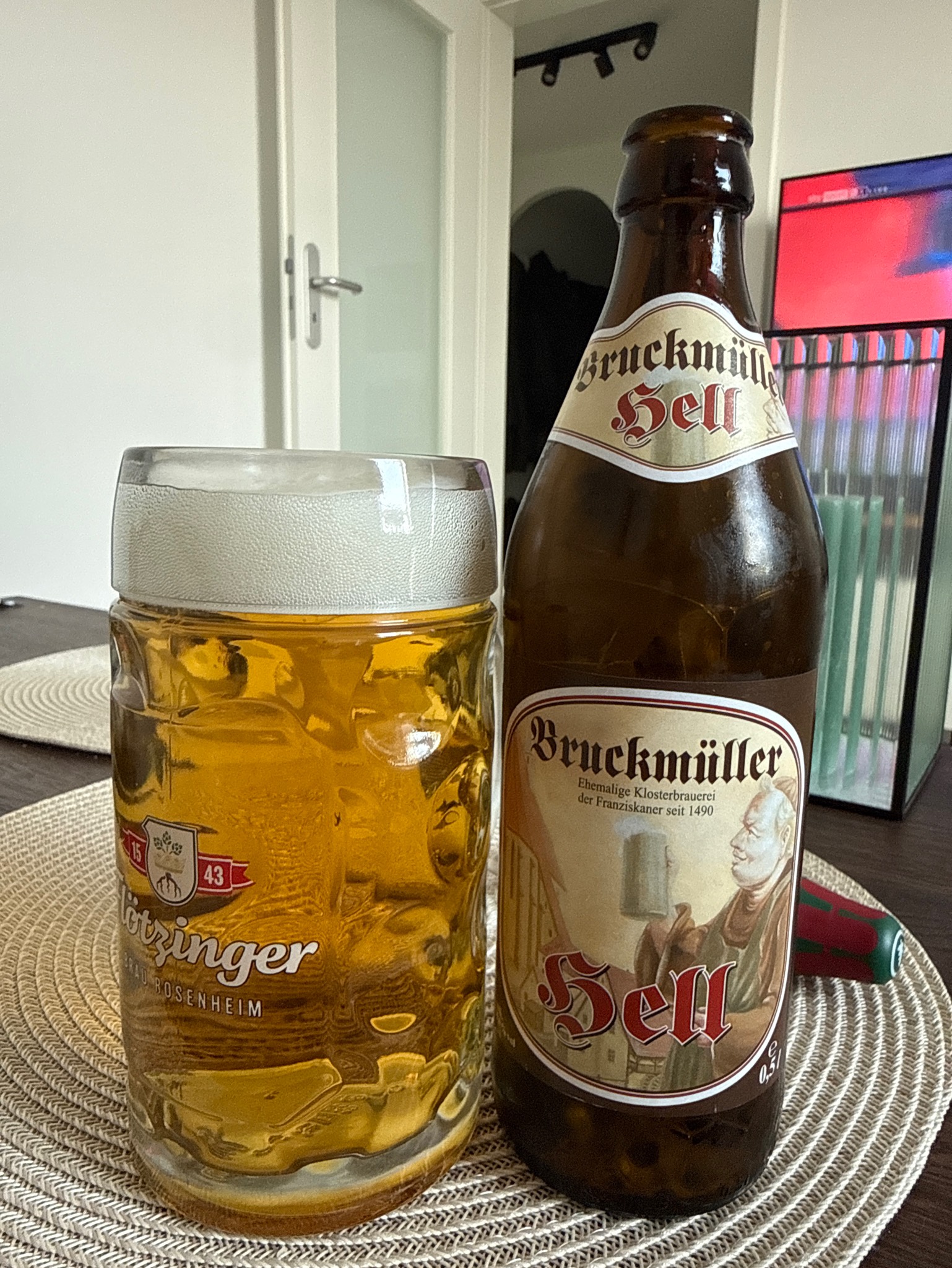 Bruckmüller Hell, Brauerei Bruckmüller