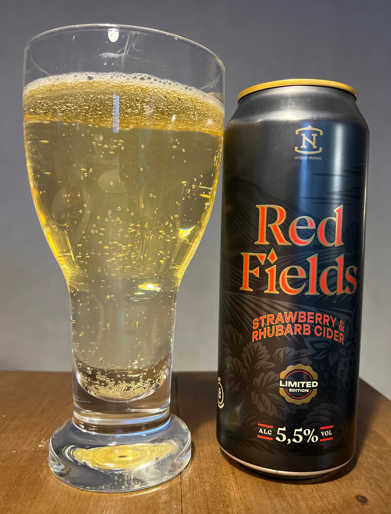 Red Fields Strawberry & Rhubarb Cider, Finland