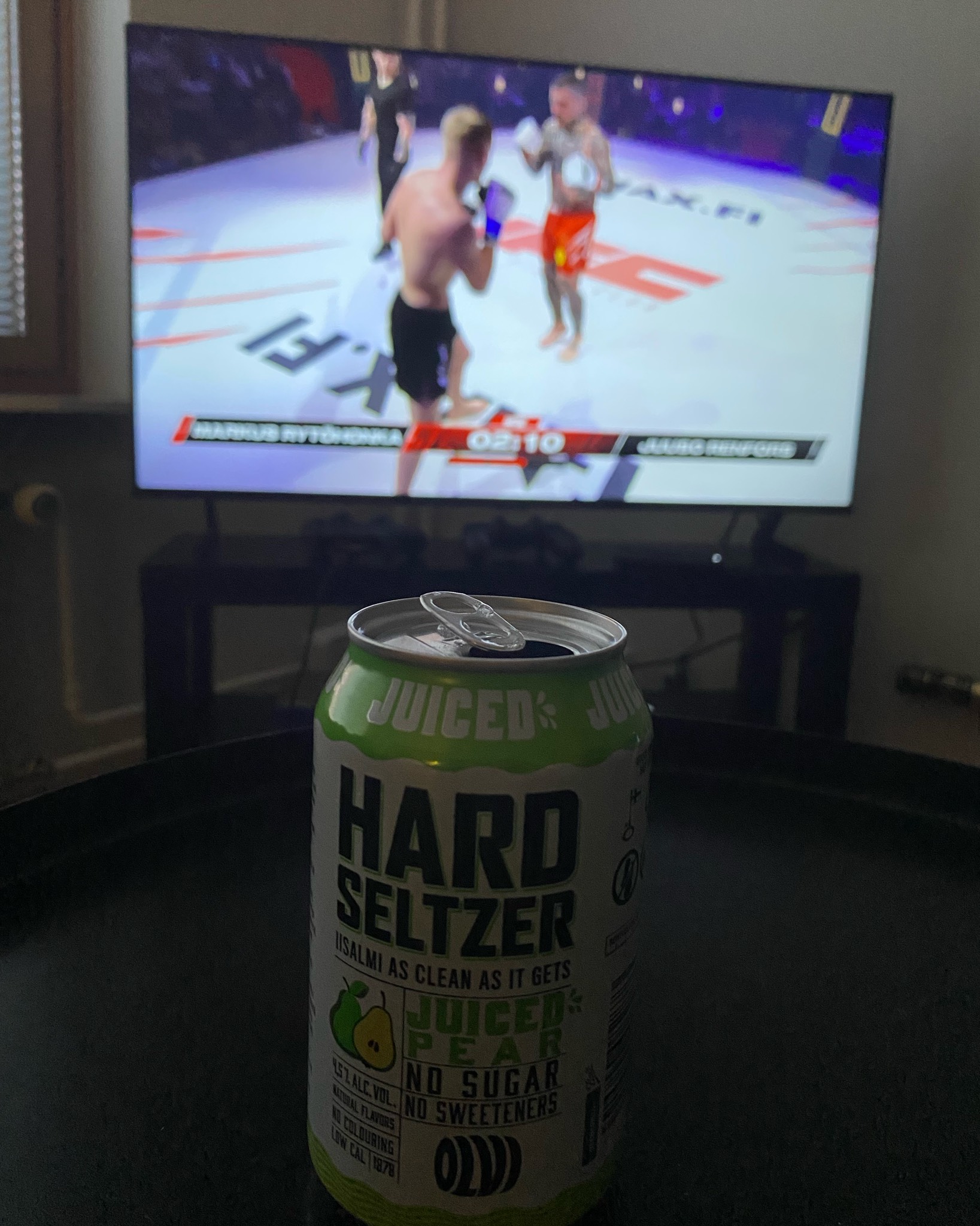 Hard Seltzer Juiced Pear, Finland