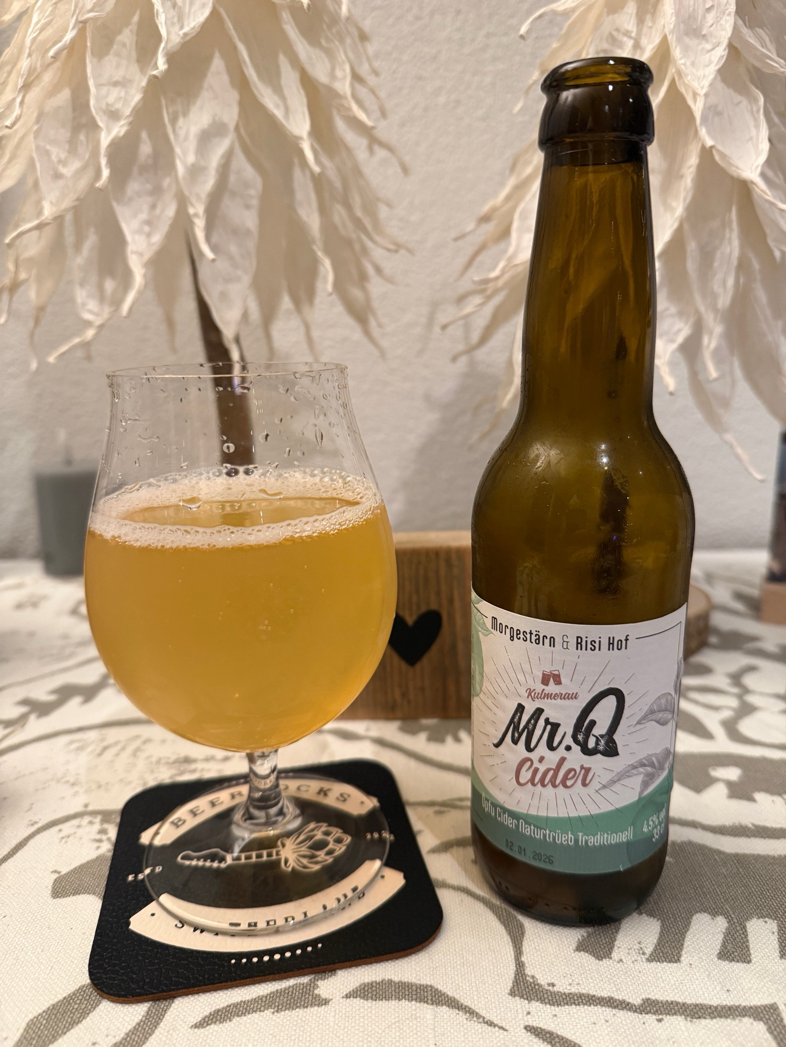 Öpfu Cider Naturtrüeb Traditionell, Mr. Q Cider