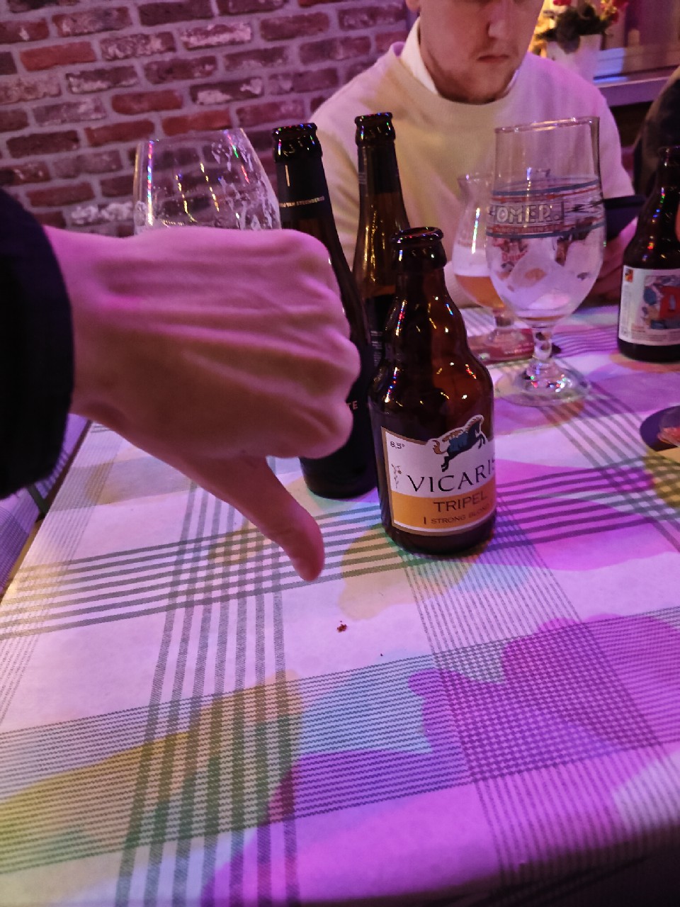 Vicaris Tripel, Brouwerij Dillewijns